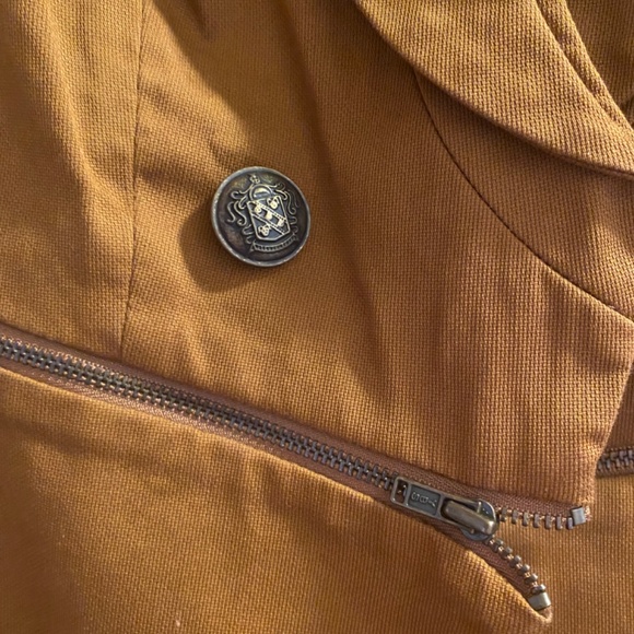 Brown Short Sleeve Women’s Jacket - Size Medium - Picture 7 of 13